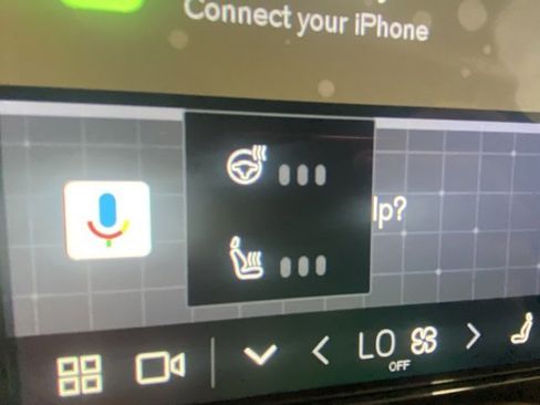 Certified 2025 Volvo S60 B5 Core image 22