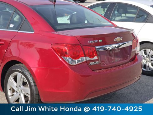Used 2014 Chevrolet Cruze Diesel FWD image 12