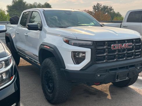 Used 2024 GMC Canyon AT4X w/ AT4X AEV Edition AWD/4WD image 2