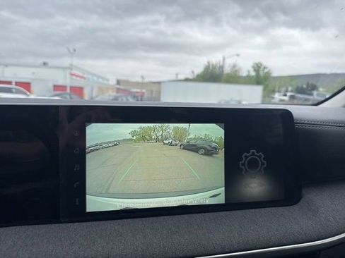 Certified 2025 Nissan Kicks SV AWD/4WD image 11