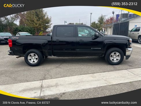 Used 2017 Chevrolet Silverado 1500 LT w/ Trailering Package image 4