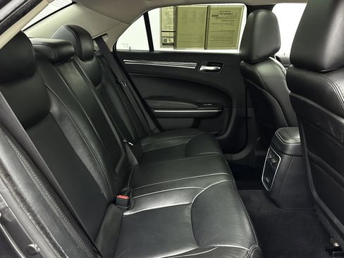 Used 2020 Chrysler 300 Touring L w/ Quick Order Package 2EF image 31