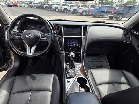 Used 2018 INFINITI Q50 Luxe w/ Essential Package (3.0T Luxe) image 12