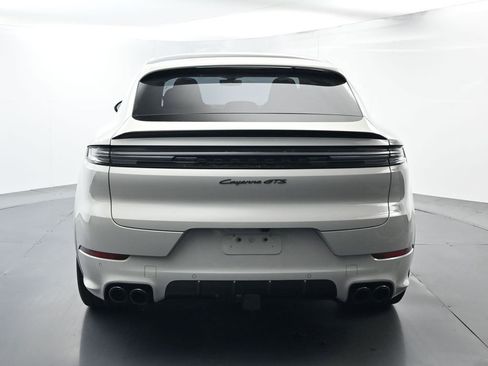 Certified 2026 Porsche Cayenne GTS AWD/4WD image 13