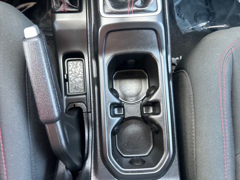 Used 2021 Jeep Wrangler Unlimited Rubicon AWD/4WD image 31