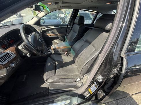 Used 2006 BMW 750i RWD image 9