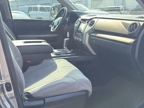 Used 2019 Toyota Tundra SR image 11