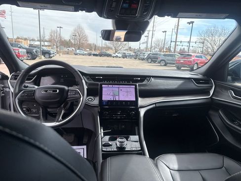 Used 2025 Jeep Grand Cherokee Limited 4xe w/ Trailer Tow Package image 13