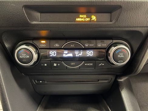 Used 2015 MAZDA MAZDA3 i Touring w/ Technology Package image 19