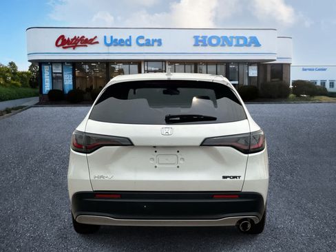 Used 2024 Honda HR-V Sport image 4
