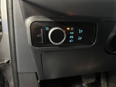 Certified 2025 Ford Explorer Active AWD/4WD image 33