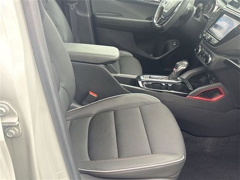 Certified 2023 Chevrolet TrailBlazer RS w/ Sun and Liftgate Package image 27