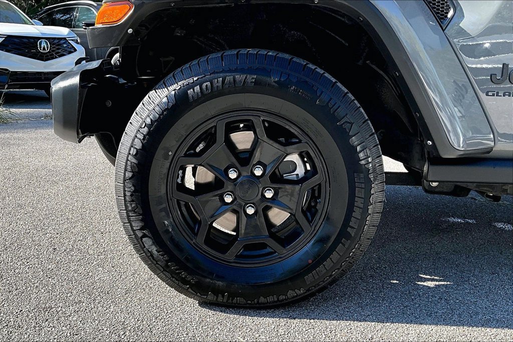 Used 2021 Jeep Gladiator Sport AWD/4WD image 11