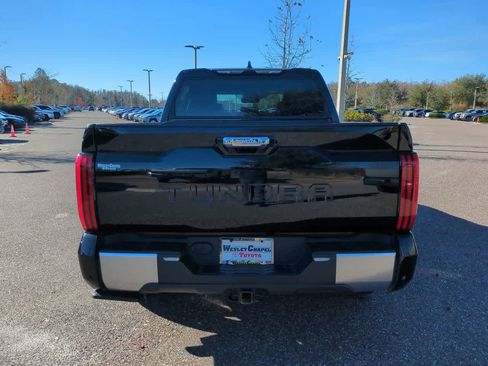 Used 2023 Toyota Tundra Limited w/ Power Package image 5