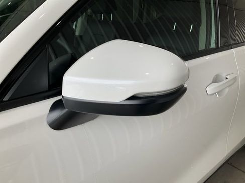 New 2026 Honda HR-V EX-L image 3