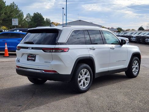 Used 2023 Jeep Grand Cherokee Limited w/ Trailer Tow Prep Group (B) image 3