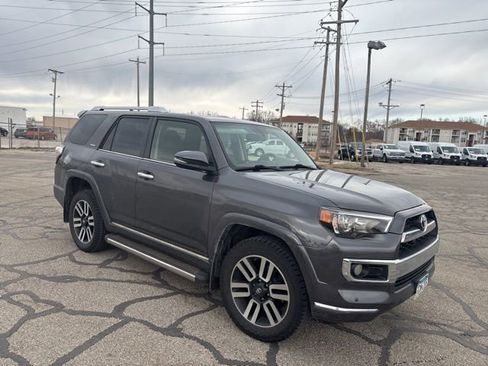 Used 2016 Toyota 4Runner Limited image 3