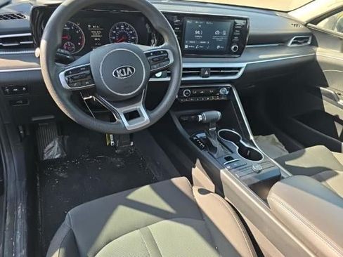 Used 2021 Kia K5 LXS FWD image 4