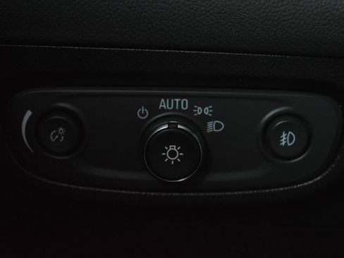 Used 2023 Buick Encore GX Essence w/ Experience Buick Package AWD/4WD image 22