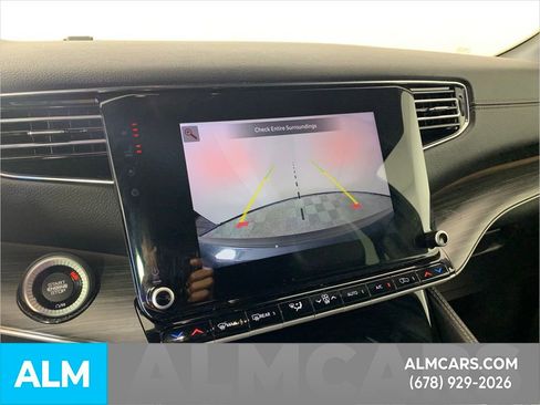 Used 2023 Jeep Wagoneer Series II image 24