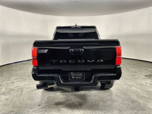 Used 2025 Toyota Tacoma TRD Sport image 7