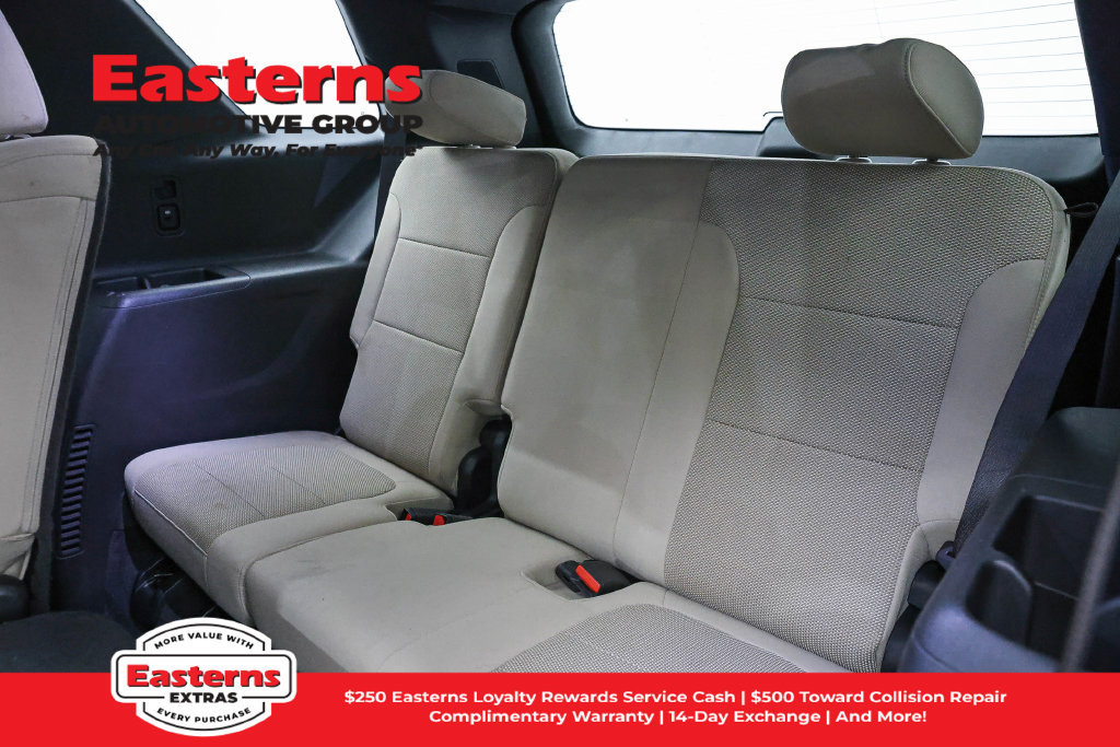 Used 2023 Chevrolet Traverse LS w/ Safety Package FWD image 26