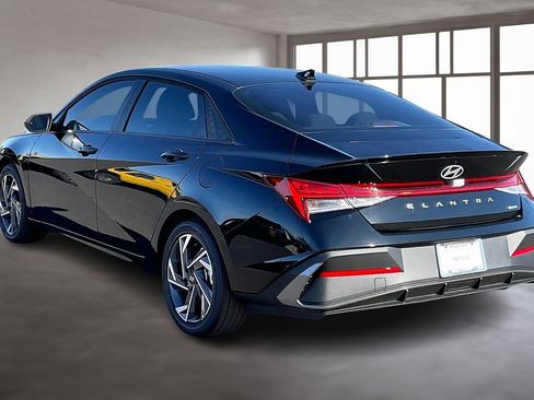 New 2025 Hyundai Elantra SEL w/ Cargo Package image 3
