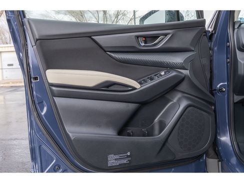 Certified 2025 Subaru Ascent Premium w/ Premium Package image 20