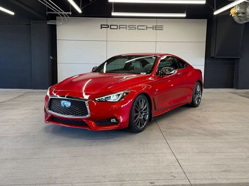 Used 2017 INFINITI Q60 Red Sport 400 RWD image 1