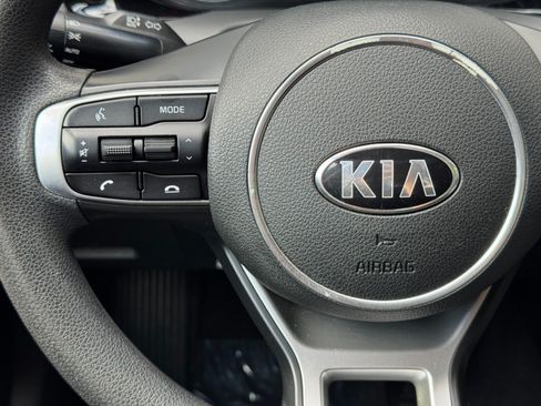 Used 2021 Kia K5 LXS FWD image 19