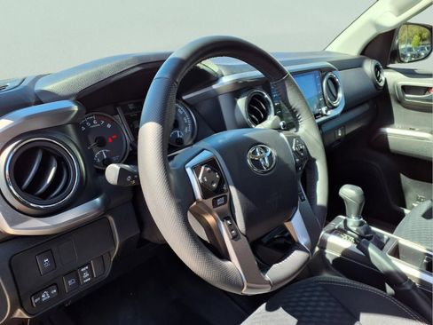 Used 2023 Toyota Tacoma 4x4 Double Cab w/ Trail Edition image 17