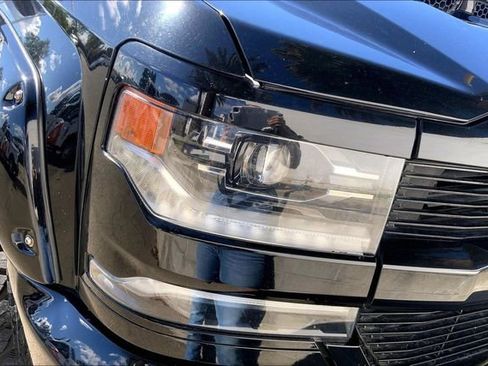 Used 2017 Chevrolet Silverado 1500 LTZ Z71 w/ LTZ Plus Package AWD/4WD image 27