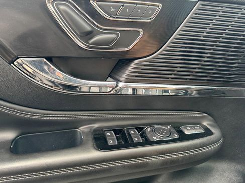 Used 2022 Lincoln Corsair AWD w/ Equipment Group 101A image 25