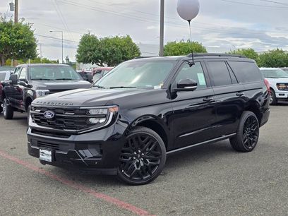 New 2027 Ford Expedition Platinum w/ Stealth Performance Package