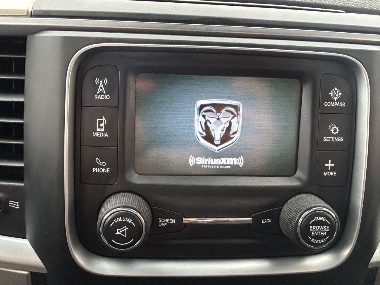 Used 2013 RAM 1500 Classic SLT w/ Big Horn Equipment Group AWD/4WD image 21