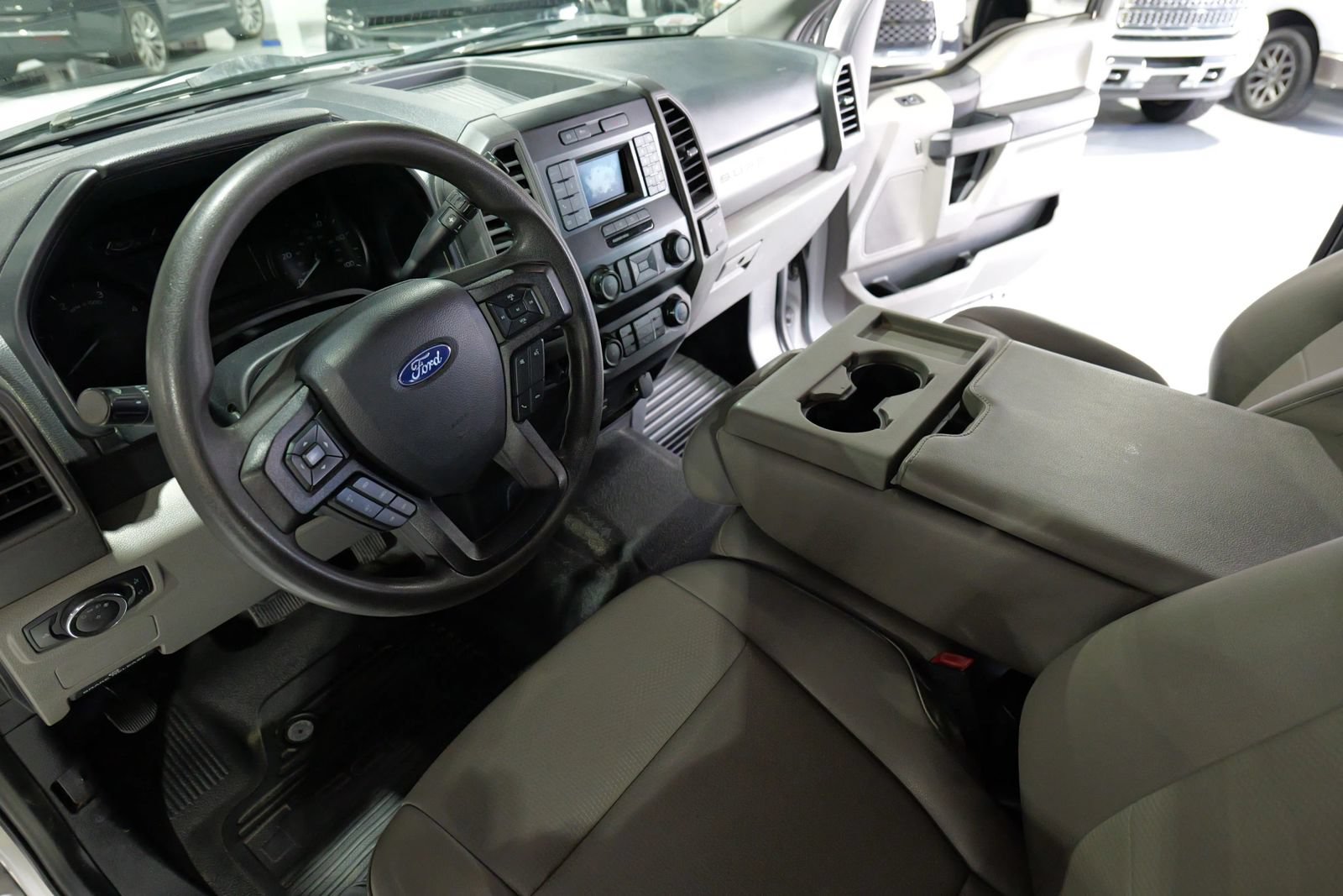 Used 2020 Ford F350 XL w/ Power Equipment Group AWD/4WD image 17