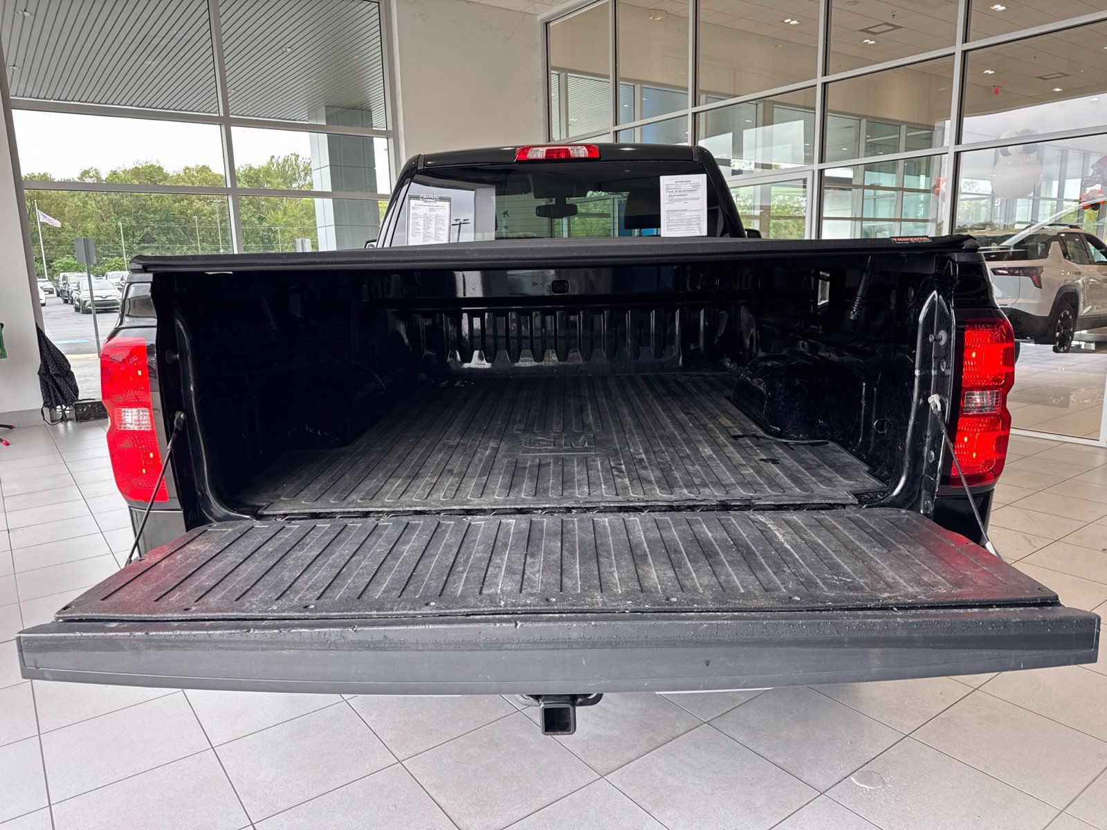 Used 2015 Chevrolet Silverado 1500 LT w/ LT Convenience Package AWD/4WD image 15