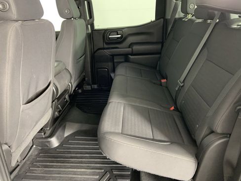 Used 2022 Chevrolet Silverado 1500 Custom image 18