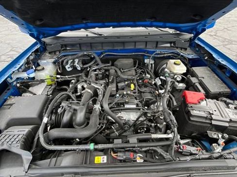 Used 2024 Ford Bronco Outer Banks AWD/4WD image 21