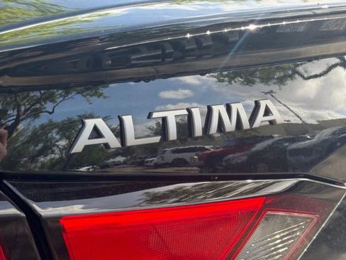 Used 2023 Nissan Altima 2.5 SR image 5