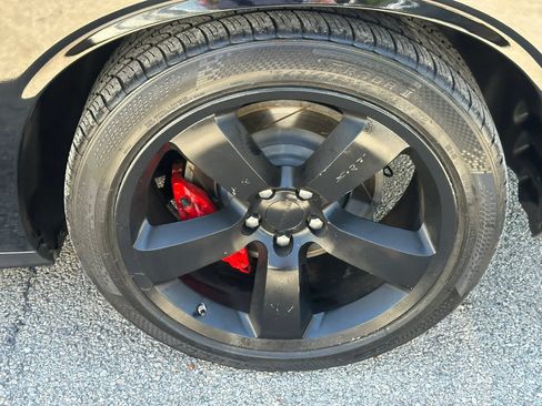 Used 2012 Dodge Challenger SRT8 w/ Premium Sound Group RWD image 33