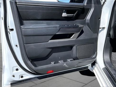 Certified 2025 Toyota Tundra SR5 AWD/4WD image 21