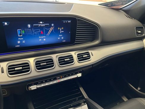 Used 2025 Mercedes-Benz GLE 350 4MATIC image 37