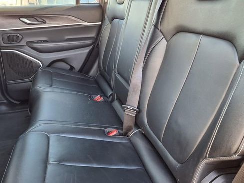 Used 2022 Jeep Grand Cherokee Limited 4xe image 7