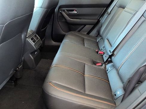 Used 2025 MAZDA CX-50 AWD 2.5 S w/ Accent Package image 7