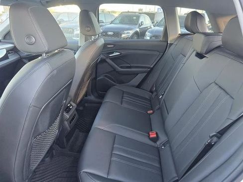 New 2025 Audi Q6 e-tron Premium Plus image 13