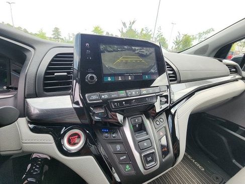 Used 2024 Honda Odyssey Elite image 35