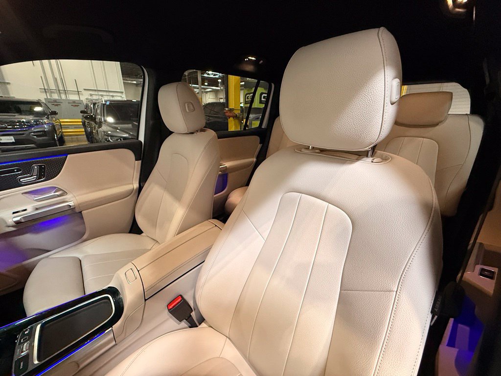 Used 2025 Mercedes-Benz GLB 250 image 18