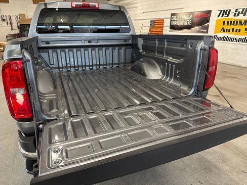 Used 2022 Chevrolet Colorado W/T w/ WT Convenience Package AWD/4WD image 63