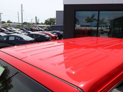 Used 2025 Jeep Wrangler Unlimited Sahara AWD/4WD image 18